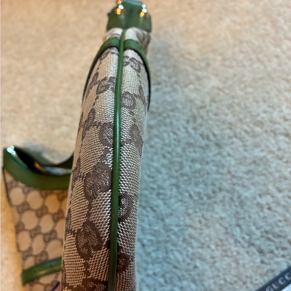 SOLD Perfect Condition: Gucci Reins Beige and Green Women's Bag - Picture 10 of 11